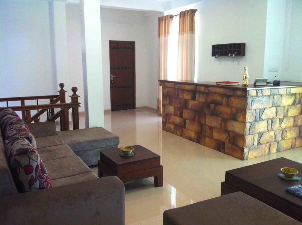 Vista Liyya Residence Канди Экстерьер фото