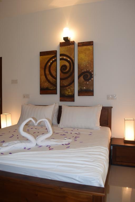 Vista Liyya Residence Канди Экстерьер фото