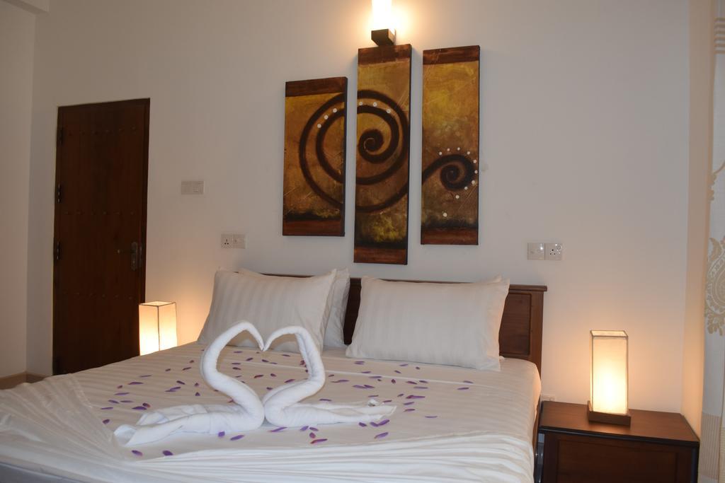 Vista Liyya Residence Канди Экстерьер фото