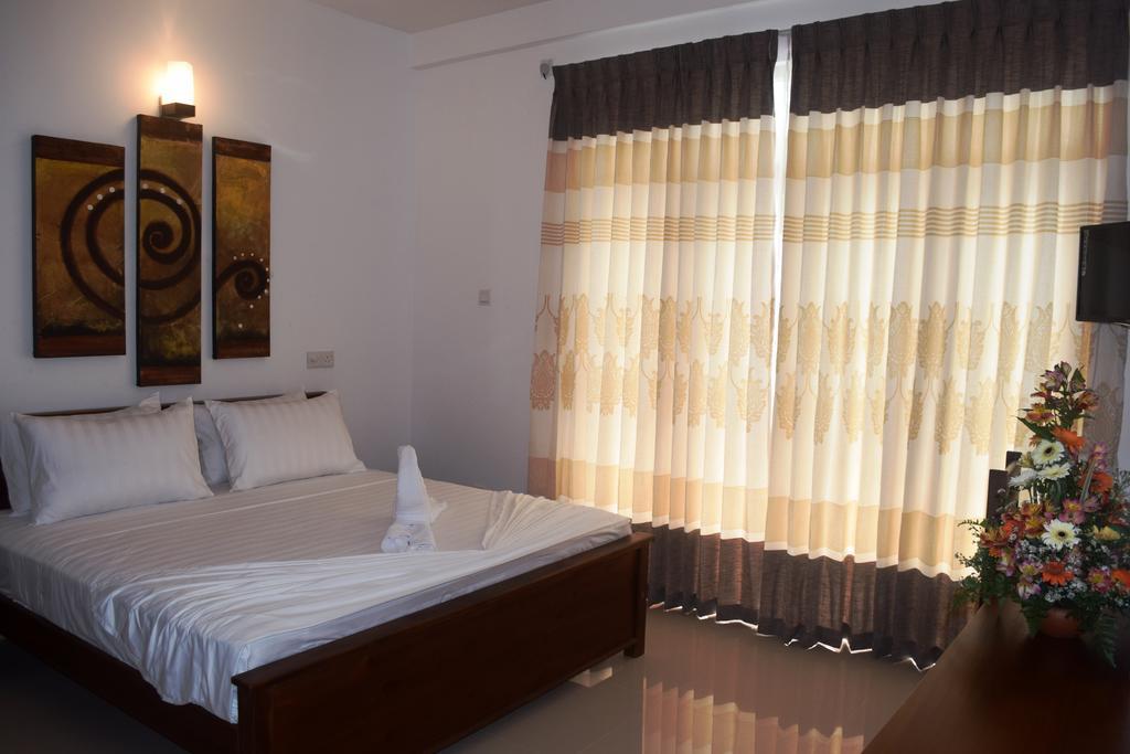 Vista Liyya Residence Канди Экстерьер фото