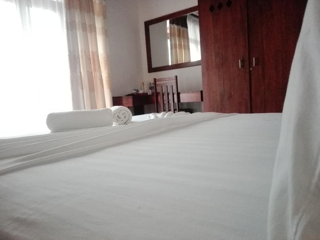 Vista Liyya Residence Канди Экстерьер фото