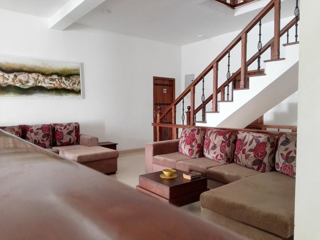 Vista Liyya Residence Канди Экстерьер фото