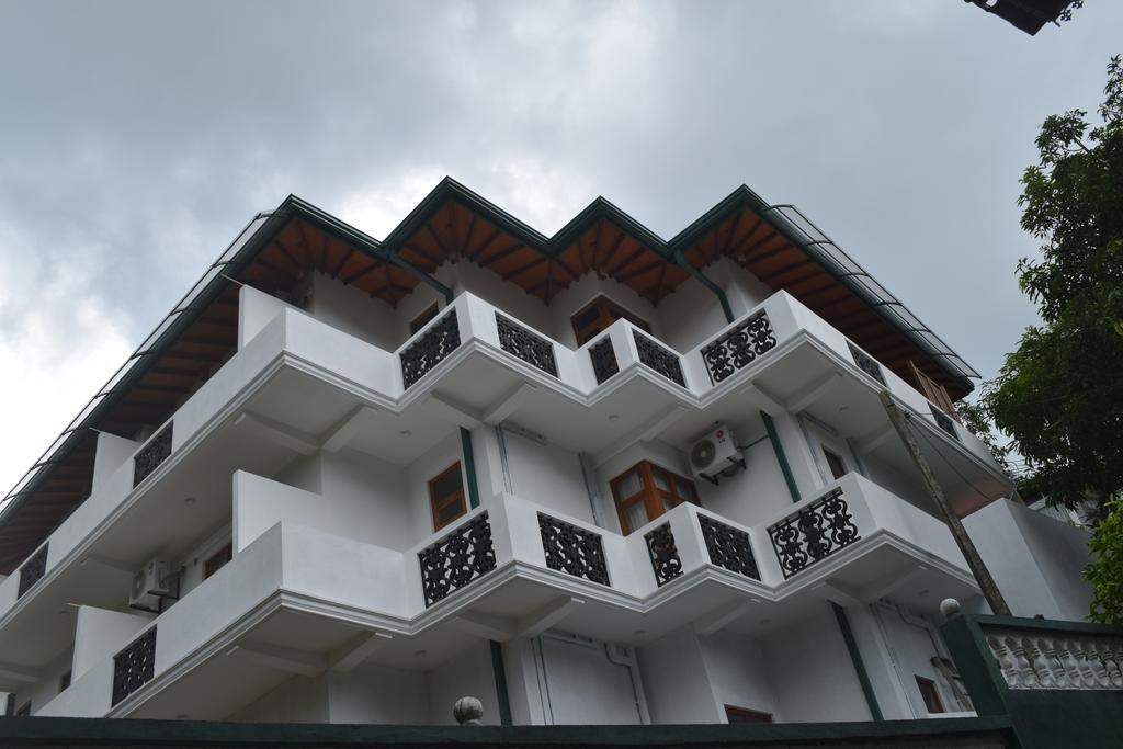 Vista Liyya Residence Канди Экстерьер фото