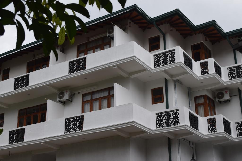 Vista Liyya Residence Канди Экстерьер фото