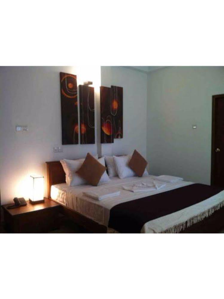 Vista Liyya Residence Канди Экстерьер фото