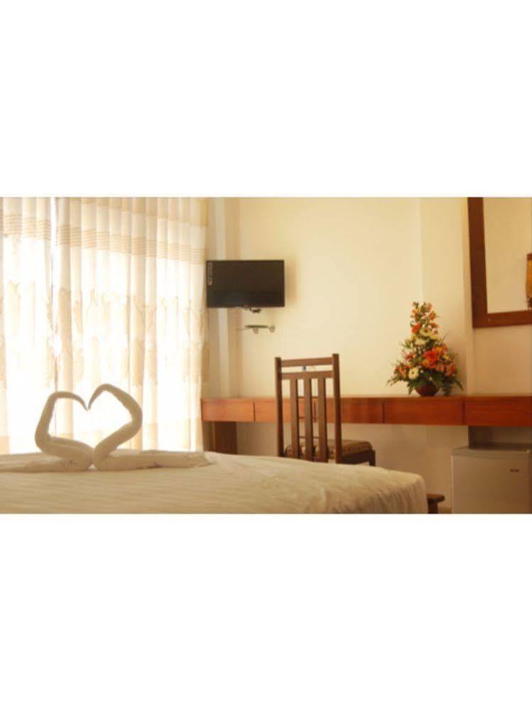 Vista Liyya Residence Канди Экстерьер фото